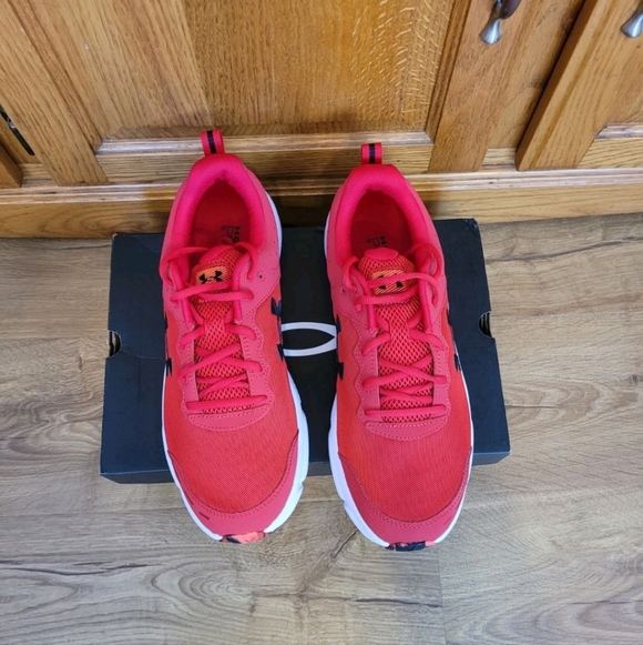Under Armour Mens Size 11.5 UA Charged Assert 10 Red Athletic Shoe Sneaker NEW - Picture 7 of 10